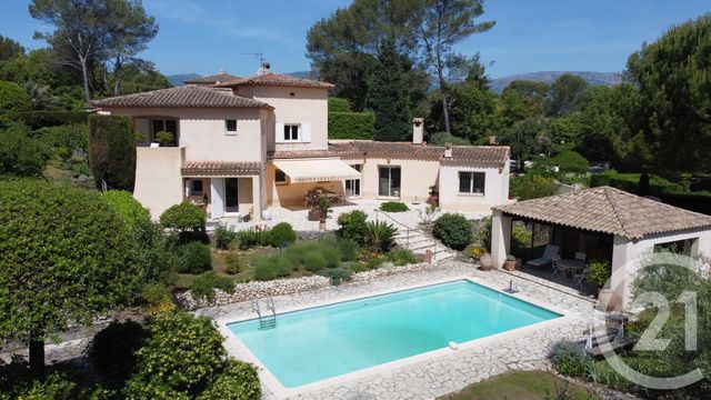 Afficher la photo en grand maison à vendre - 6 pièces - 195.0 m2 - ROQUEFORT LES PINS - 06 - PROVENCE-ALPES-COTE-D-AZUR - Century 21 Visa Immobilier