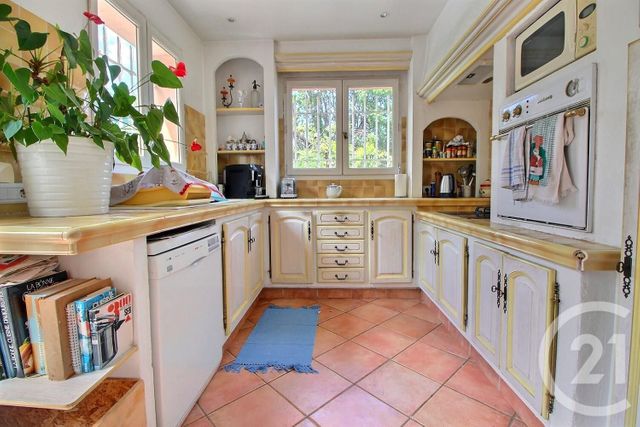 maison à vendre - 5 pièces - 129.53 m2 - ROQUEFORT LES PINS - 06 - PROVENCE-ALPES-COTE-D-AZUR - Century 21 Visa Immobilier maison à vendre - 5 pièces - 129.53 m2 - ROQUEFORT LES PINS - 06 - PROVENCE-ALPES-COTE-D-AZUR - Century 21 Visa Immobilier