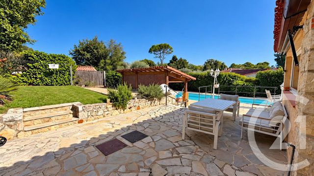 maison à vendre - 7 pièces - 222.35 m2 - ROQUEFORT LES PINS - 06 - PROVENCE-ALPES-COTE-D-AZUR - Century 21 Visa Immobilier