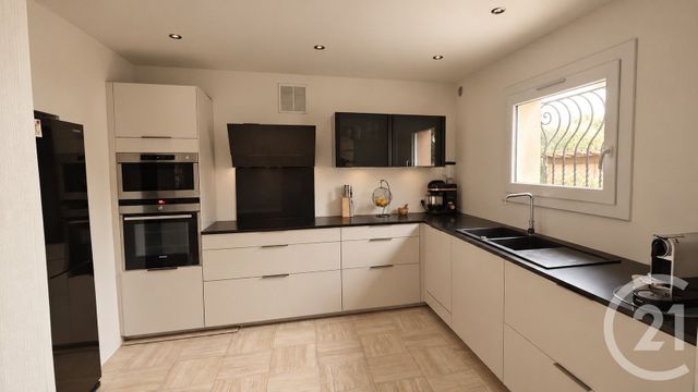 maison à vendre - 7 pièces - 222.35 m2 - ROQUEFORT LES PINS - 06 - PROVENCE-ALPES-COTE-D-AZUR - Century 21 Visa Immobilier