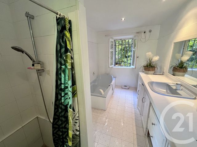 maison à vendre - 5 pièces - 176.0 m2 - ROQUEFORT LES PINS - 06 - PROVENCE-ALPES-COTE-D-AZUR - Century 21 Visa Immobilier