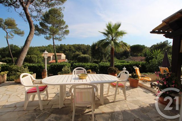Afficher la photo en grand maison à vendre - 4 pièces - 124.0 m2 - ROQUEFORT LES PINS - 06 - PROVENCE-ALPES-COTE-D-AZUR - Century 21 Visa Immobilier