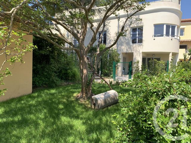 Afficher la photo en grand Appartement F4 à vendre - 4 pièces - 153.65 m2 - ROQUEFORT LES PINS - 06 - PROVENCE-ALPES-COTE-D-AZUR - Century 21 Visa Immobilier