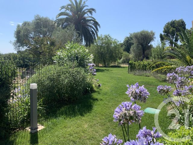 Afficher la photo en grand Appartement F4 à vendre - 4 pièces - 153.65 m2 - ROQUEFORT LES PINS - 06 - PROVENCE-ALPES-COTE-D-AZUR - Century 21 Visa Immobilier
