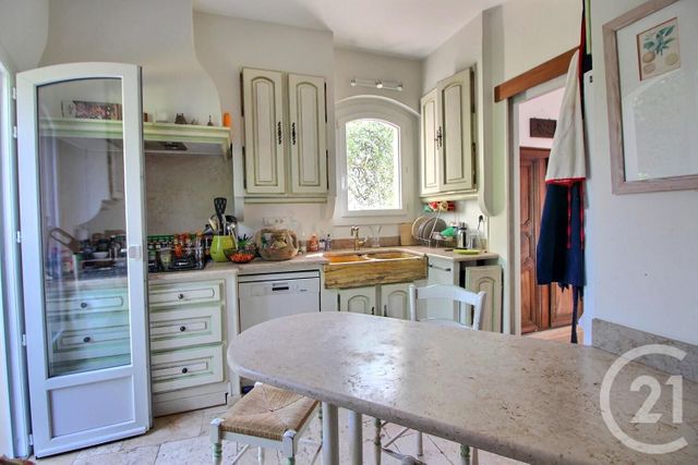 Afficher la photo en grand maison à vendre - 6 pièces - 183.67 m2 - LE ROURET - 06 - PROVENCE-ALPES-COTE-D-AZUR - Century 21 Visa Immobilier