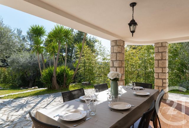Afficher la photo en grand maison à vendre - 7 pièces - 170.0 m2 - ROQUEFORT LES PINS - 06 - PROVENCE-ALPES-COTE-D-AZUR - Century 21 Visa Immobilier