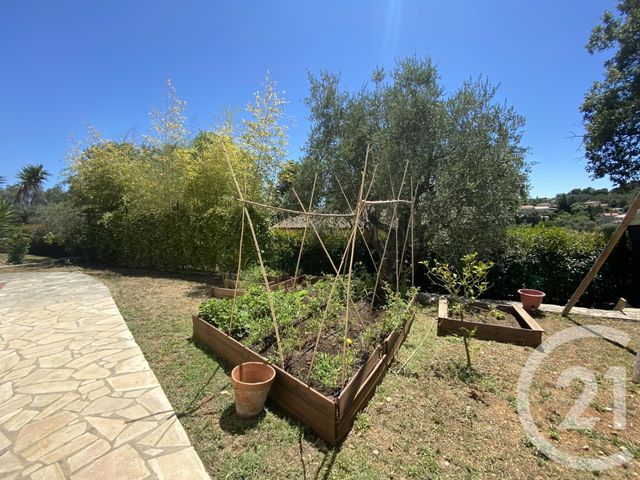 Afficher la photo en grand maison à vendre - 7 pièces - 170.0 m2 - ROQUEFORT LES PINS - 06 - PROVENCE-ALPES-COTE-D-AZUR - Century 21 Visa Immobilier