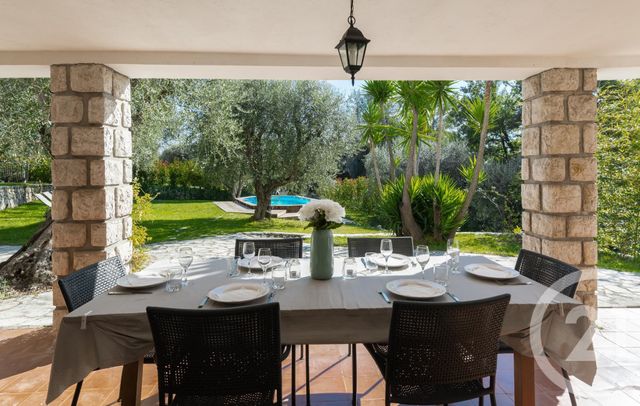 Afficher la photo en grand maison à vendre - 7 pièces - 170.0 m2 - ROQUEFORT LES PINS - 06 - PROVENCE-ALPES-COTE-D-AZUR - Century 21 Visa Immobilier