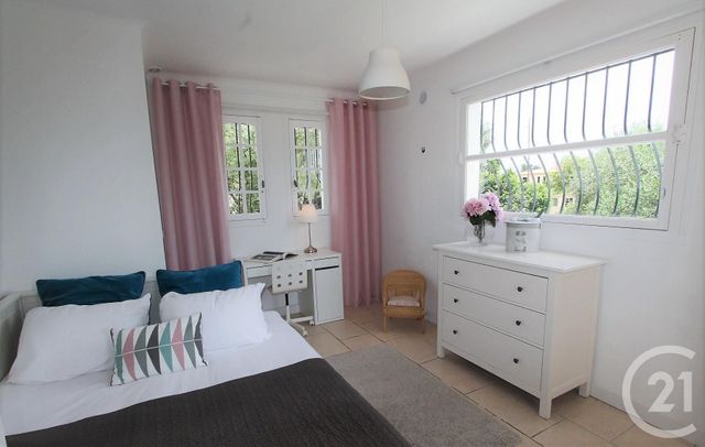 Afficher la photo en grand maison à vendre - 7 pièces - 170.0 m2 - ROQUEFORT LES PINS - 06 - PROVENCE-ALPES-COTE-D-AZUR - Century 21 Visa Immobilier