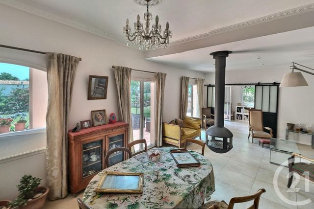 maison à vendre - 6 pièces - 147.32 m2 - ROQUEFORT LES PINS - 06 - PROVENCE-ALPES-COTE-D-AZUR - Century 21 Visa Immobilier