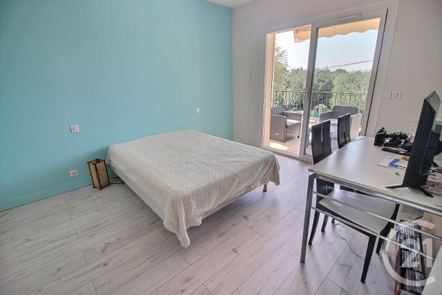 Afficher la photo en grand maison à vendre - 8 pièces - 250.0 m2 - LE ROURET - 06 - PROVENCE-ALPES-COTE-D-AZUR - Century 21 Visa Immobilier