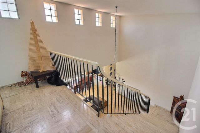 Afficher la photo en grand maison à vendre - 8 pièces - 250.0 m2 - LE ROURET - 06 - PROVENCE-ALPES-COTE-D-AZUR - Century 21 Visa Immobilier
