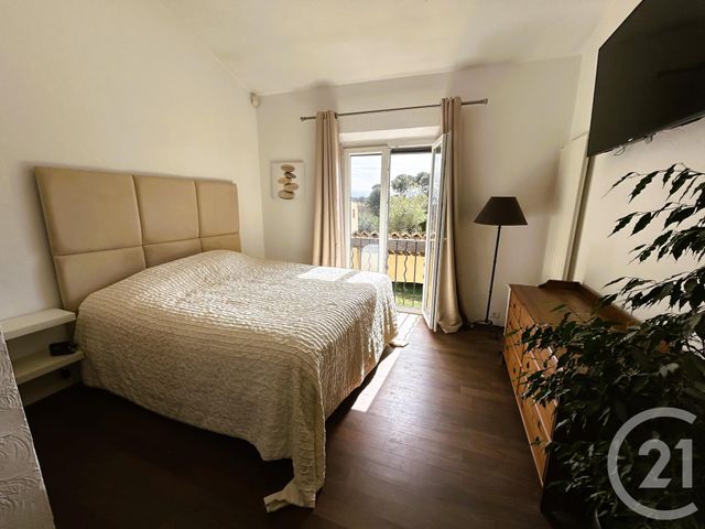maison à vendre - 6 pièces - 168.0 m2 - LE ROURET - 06 - PROVENCE-ALPES-COTE-D-AZUR - Century 21 Visa Immobilier