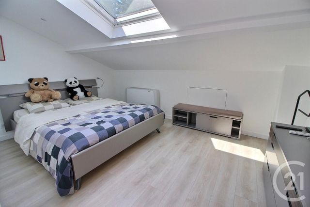 maison à vendre - 5 pièces - 138.0 m2 - CHATEAUNEUF GRASSE - 06 - PROVENCE-ALPES-COTE-D-AZUR - Century 21 Visa Immobilier