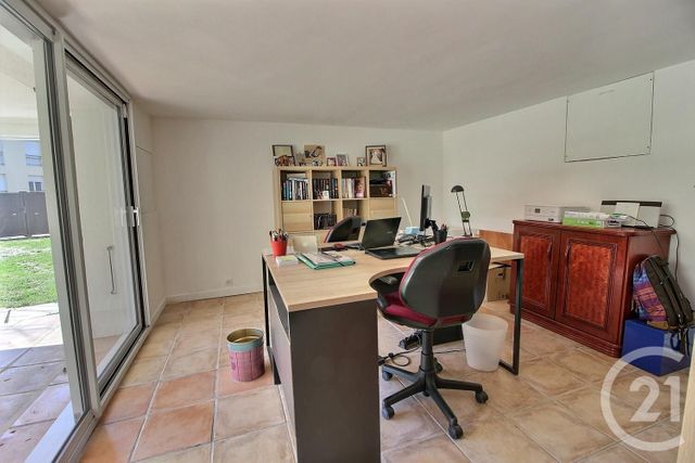 maison à vendre - 5 pièces - 138.0 m2 - CHATEAUNEUF GRASSE - 06 - PROVENCE-ALPES-COTE-D-AZUR - Century 21 Visa Immobilier