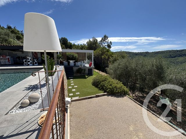 Afficher la photo en grand maison à vendre - 7 pièces - 190.0 m2 - TOURRETTES SUR LOUP - 06 - PROVENCE-ALPES-COTE-D-AZUR - Century 21 Visa Immobilier