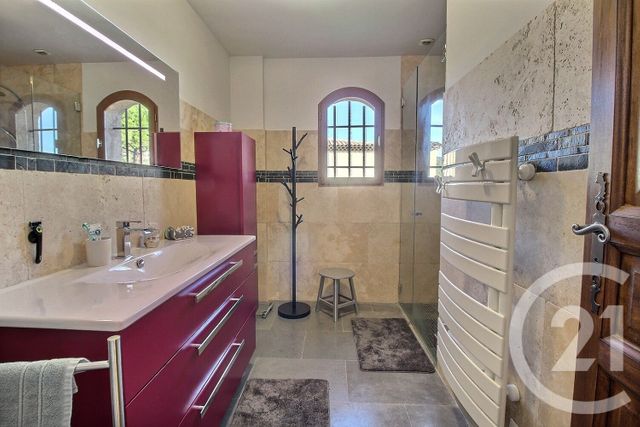 maison à vendre - 8 pièces - 257.27 m2 - MOUANS SARTOUX - 06 - PROVENCE-ALPES-COTE-D-AZUR - Century 21 Visa Immobilier