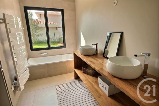 maison à vendre - 5 pièces - 165.0 m2 - ROQUEFORT LES PINS - 06 - PROVENCE-ALPES-COTE-D-AZUR - Century 21 Visa Immobilier