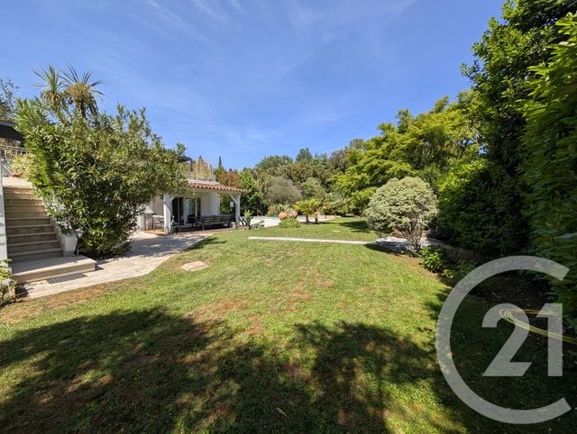 maison à vendre - 9 pièces - 214.0 m2 - ROQUEFORT LES PINS - 06 - PROVENCE-ALPES-COTE-D-AZUR - Century 21 Visa Immobilier