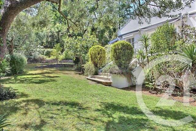 maison à vendre - 9 pièces - 214.0 m2 - ROQUEFORT LES PINS - 06 - PROVENCE-ALPES-COTE-D-AZUR - Century 21 Visa Immobilier