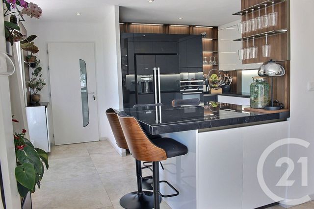maison à vendre - 9 pièces - 214.0 m2 - ROQUEFORT LES PINS - 06 - PROVENCE-ALPES-COTE-D-AZUR - Century 21 Visa Immobilier