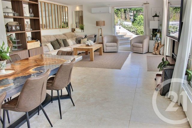 maison à vendre - 9 pièces - 214.0 m2 - ROQUEFORT LES PINS - 06 - PROVENCE-ALPES-COTE-D-AZUR - Century 21 Visa Immobilier