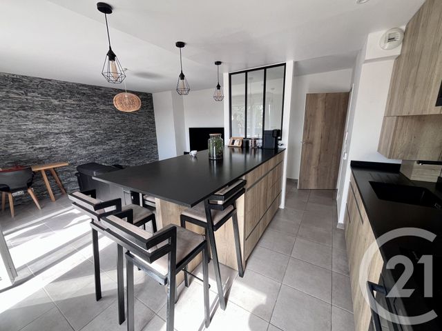 Appartement F4 à vendre - 4 pièces - 81.65 m2 - ROQUEFORT LES PINS - 06 - PROVENCE-ALPES-COTE-D-AZUR - Century 21 Visa Immobilier