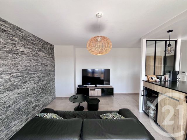 Appartement F4 à vendre - 4 pièces - 81.65 m2 - ROQUEFORT LES PINS - 06 - PROVENCE-ALPES-COTE-D-AZUR - Century 21 Visa Immobilier