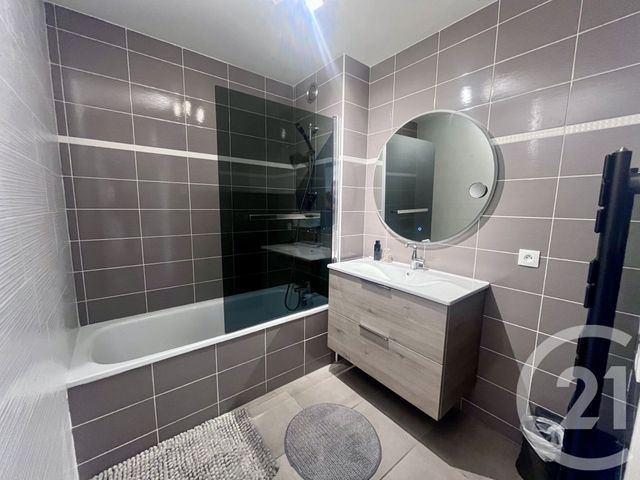 Appartement F4 à vendre - 4 pièces - 81.65 m2 - ROQUEFORT LES PINS - 06 - PROVENCE-ALPES-COTE-D-AZUR - Century 21 Visa Immobilier