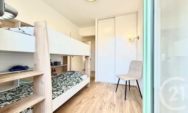 Appartement T4 à vendre - 4 pièces - 81.01 m2 - LE ROURET - 06 - PROVENCE-ALPES-COTE-D-AZUR - Century 21 Visa Immobilier