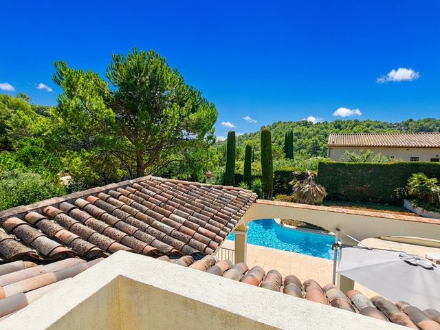 maison à vendre - 6 pièces - 155.68 m2 - ROQUEFORT LES PINS - 06 - PROVENCE-ALPES-COTE-D-AZUR - Century 21 Visa Immobilier