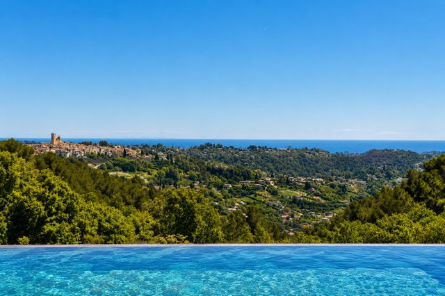 maison à vendre - 6 pièces - 297.0 m2 - ST PAUL DE VENCE - 06 - PROVENCE-ALPES-COTE-D-AZUR - Century 21 Visa Immobilier