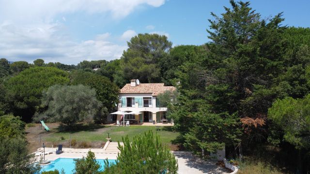 maison à vendre - 10 pièces - 339.24 m2 - ROQUEFORT LES PINS - 06 - PROVENCE-ALPES-COTE-D-AZUR - Century 21 Visa Immobilier