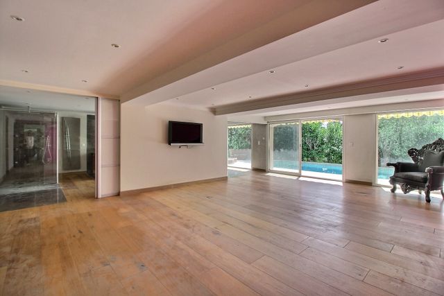 maison à vendre - 8 pièces - 425.95 m2 - ROQUEFORT LES PINS - 06 - PROVENCE-ALPES-COTE-D-AZUR - Century 21 Visa Immobilier