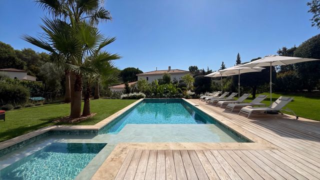 maison à vendre - 6 pièces - 173.17 m2 - ROQUEFORT LES PINS - 06 - PROVENCE-ALPES-COTE-D-AZUR - Century 21 Visa Immobilier