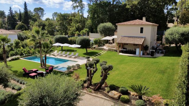 maison à vendre - 6 pièces - 173.17 m2 - ROQUEFORT LES PINS - 06 - PROVENCE-ALPES-COTE-D-AZUR - Century 21 Visa Immobilier
