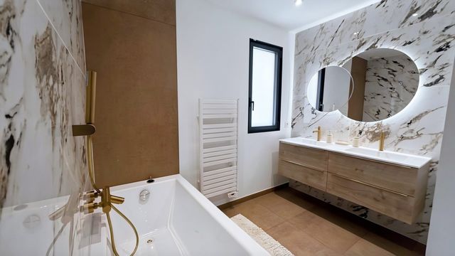 maison à vendre - 6 pièces - 173.17 m2 - ROQUEFORT LES PINS - 06 - PROVENCE-ALPES-COTE-D-AZUR - Century 21 Visa Immobilier
