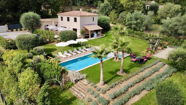 maison à vendre - 6 pièces - 173.17 m2 - ROQUEFORT LES PINS - 06 - PROVENCE-ALPES-COTE-D-AZUR - Century 21 Visa Immobilier