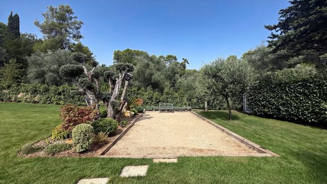 maison à vendre - 6 pièces - 173.17 m2 - ROQUEFORT LES PINS - 06 - PROVENCE-ALPES-COTE-D-AZUR - Century 21 Visa Immobilier