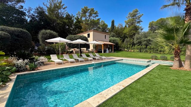 maison à vendre - 6 pièces - 173.17 m2 - ROQUEFORT LES PINS - 06 - PROVENCE-ALPES-COTE-D-AZUR - Century 21 Visa Immobilier
